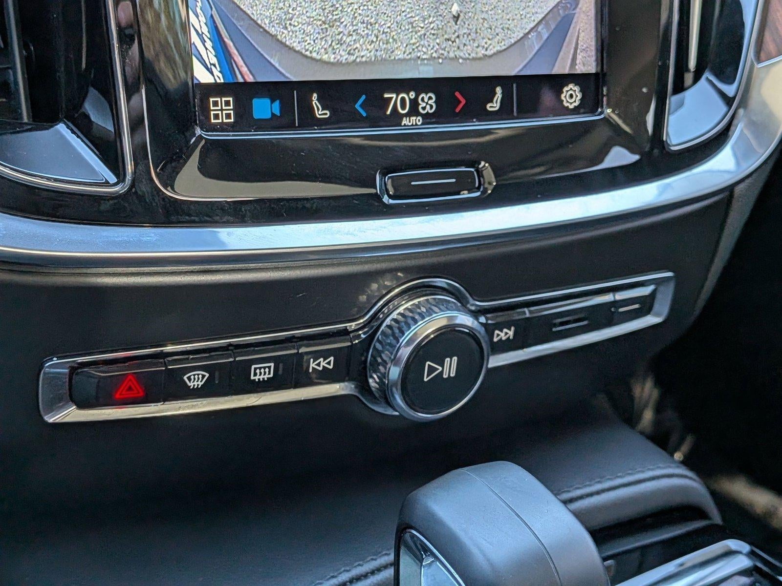 2023 Volvo S60 Recharge Plug-In Hybrid T8 eAWD PHEV Plus Dark Theme