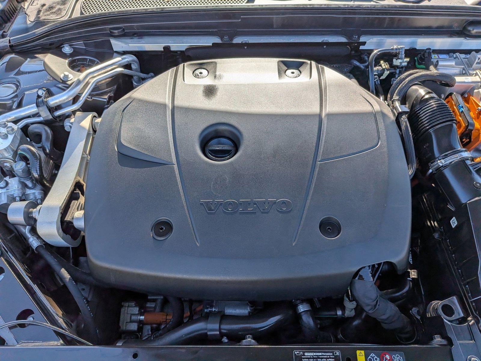 2023 Volvo S60 Recharge Plug-In Hybrid T8 eAWD PHEV Plus Dark Theme