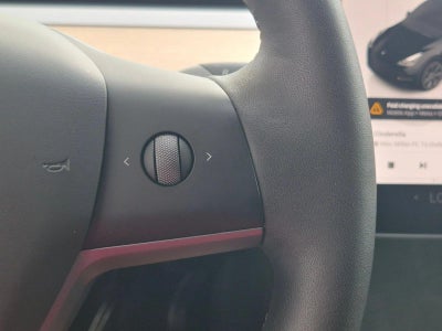 2025 Tesla Model Y Long Range RWD *Ltd Avail*