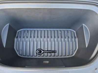 2025 Tesla Model Y Long Range RWD *Ltd Avail*