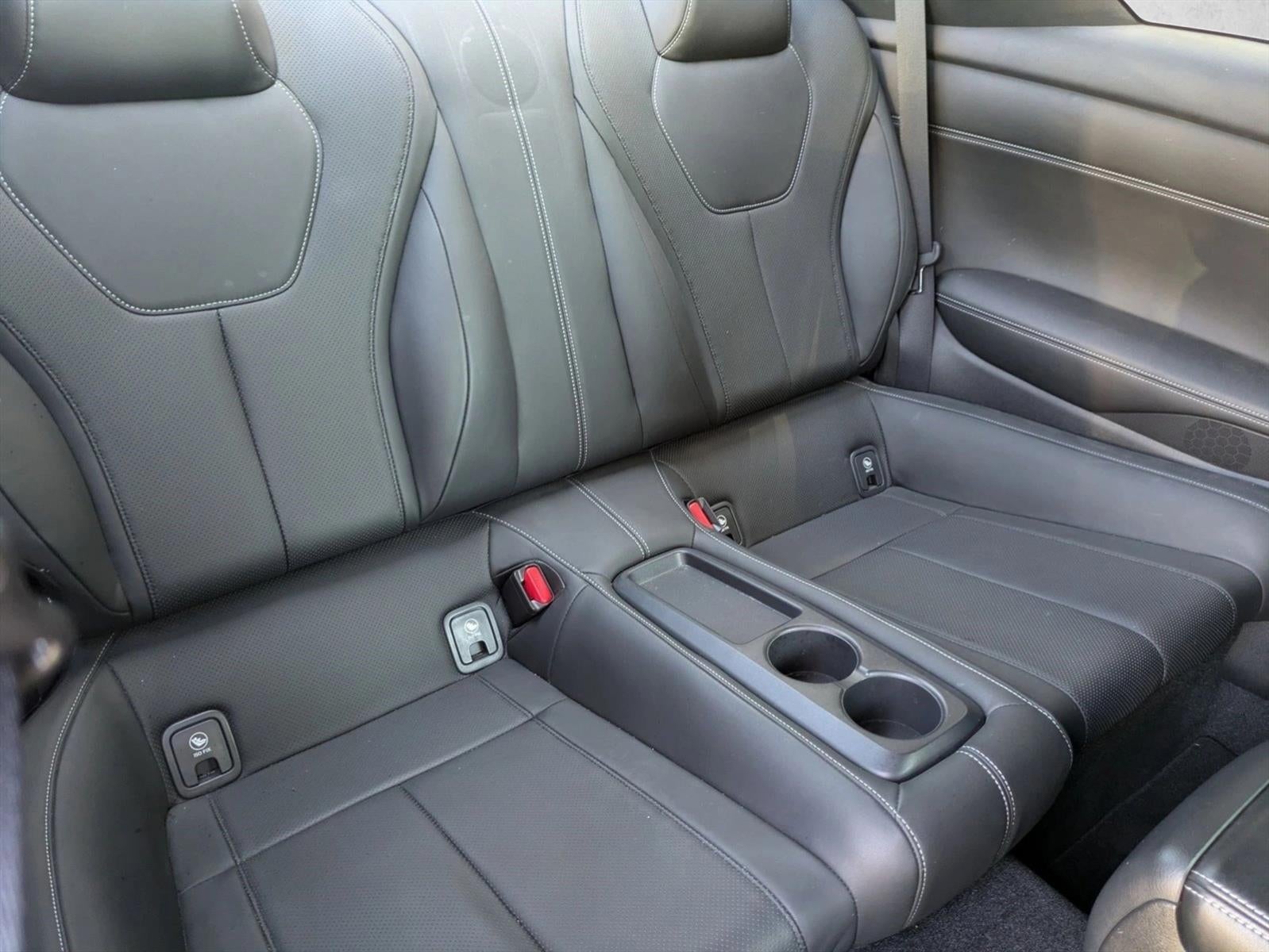 2017 INFINITI Q60 Sport RWD