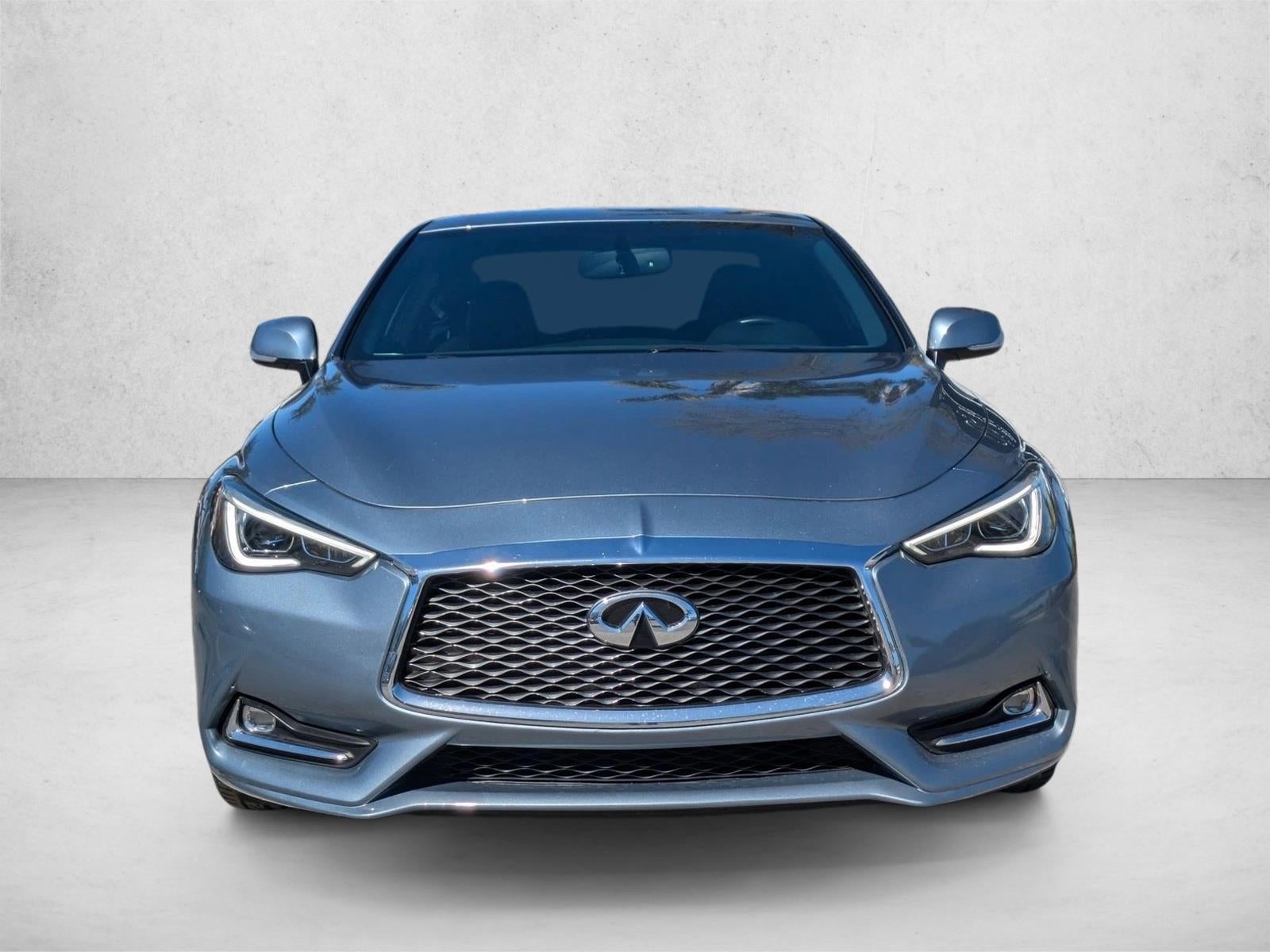 2017 INFINITI Q60 Sport RWD