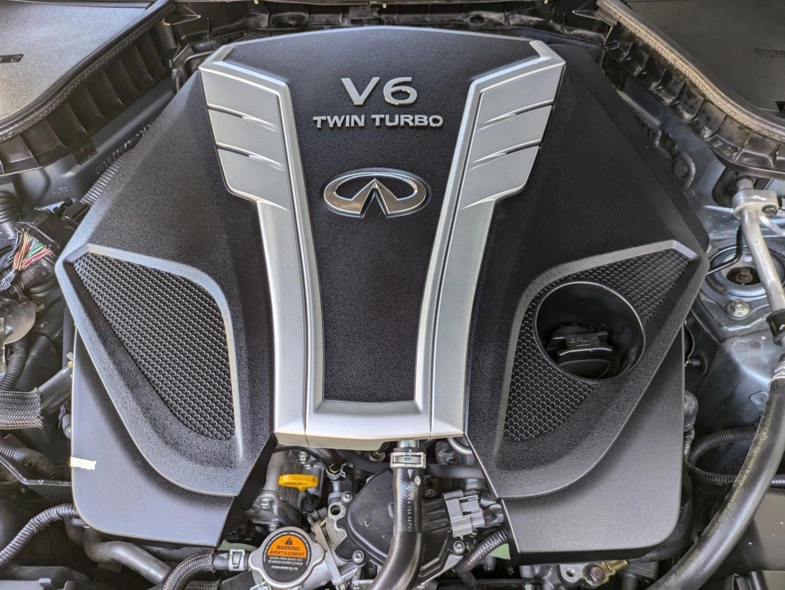 2017 INFINITI Q60 Sport RWD