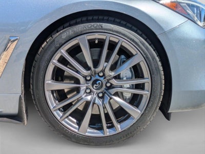 2017 INFINITI Q60 Sport RWD