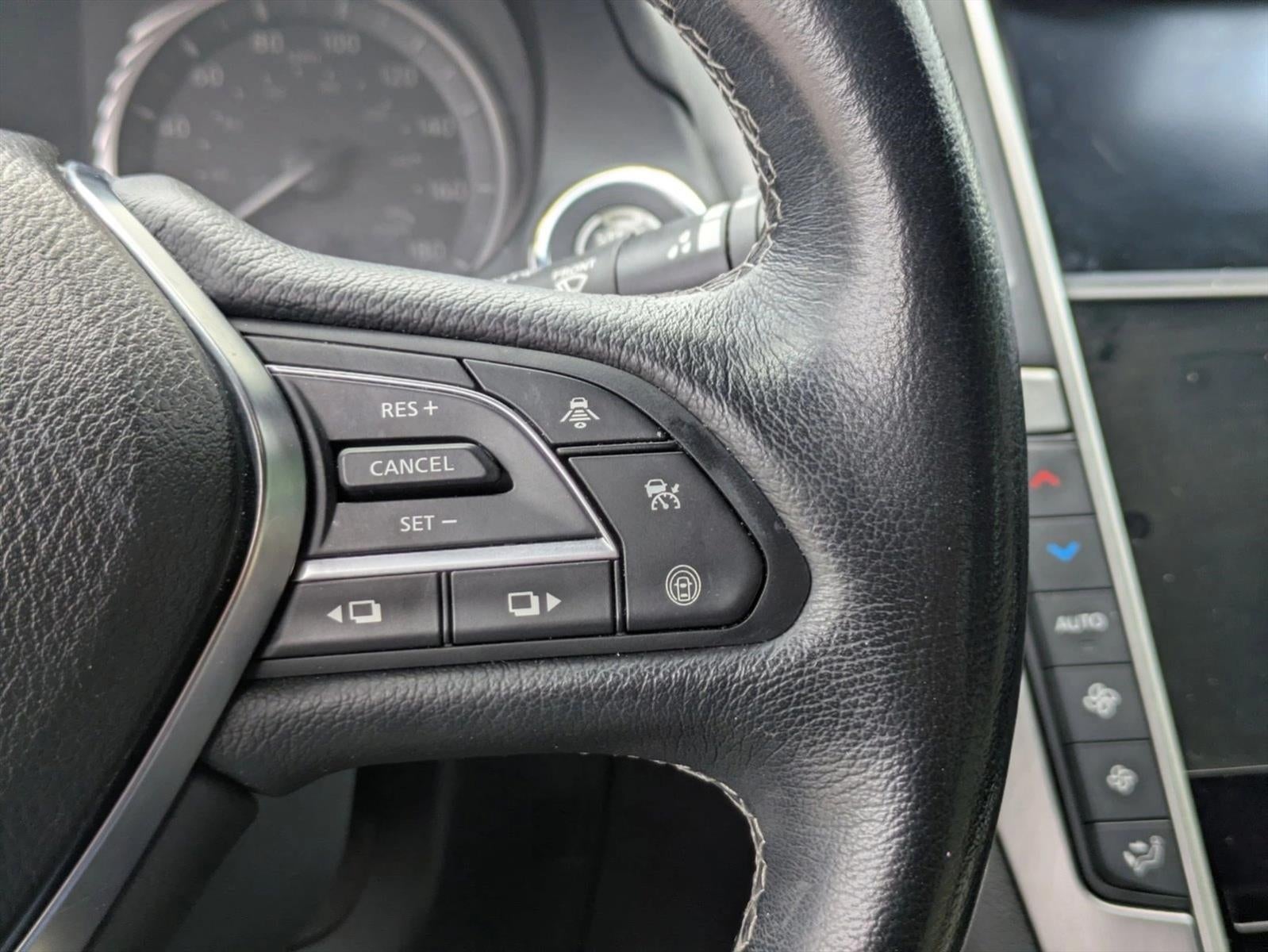 2021 INFINITI Q60 3.0t LUXE RWD