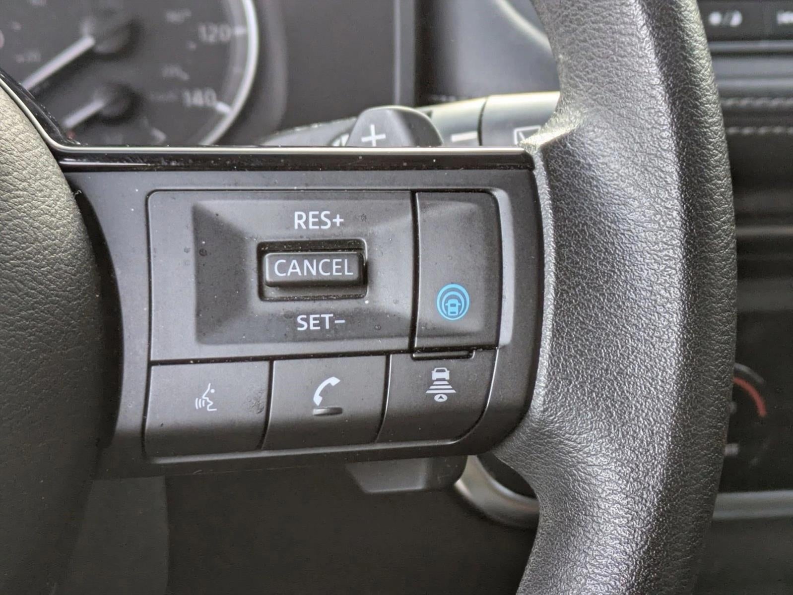 2023 Nissan Rogue AWD SV