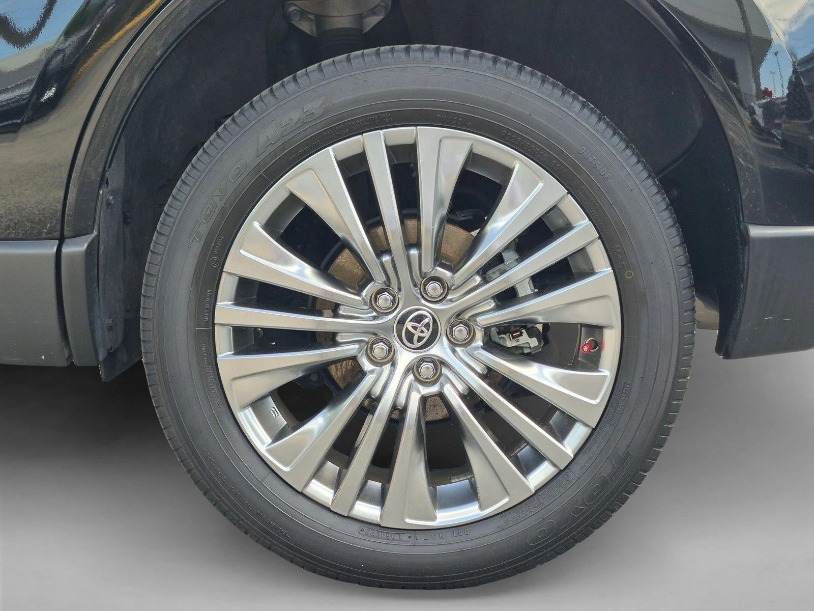 2021 Toyota Venza XLE AWD (SE)