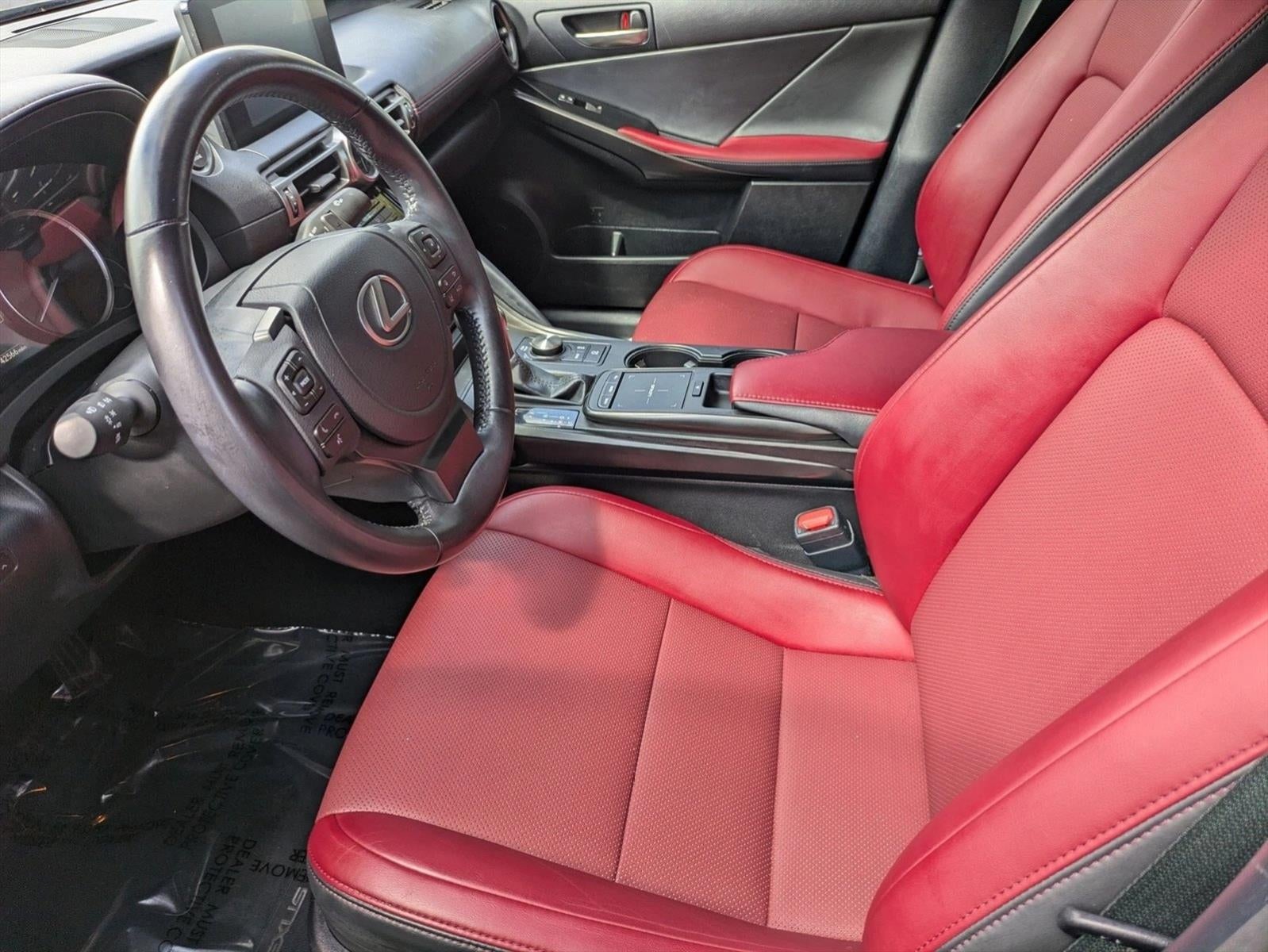 2022 Lexus IS 300 RWD