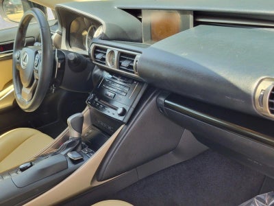 2014 Lexus IS 250 4dr Sport Sdn Auto RWD
