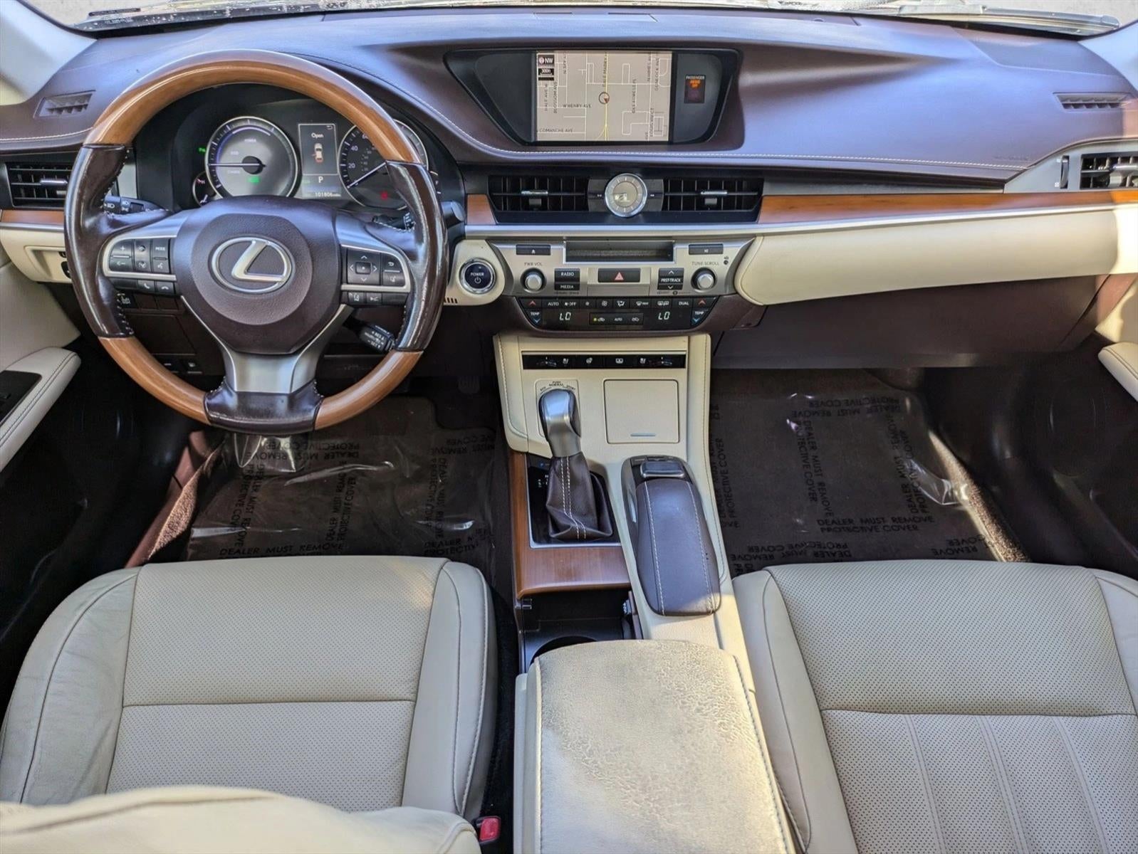 2017 Lexus ES 300h FWD