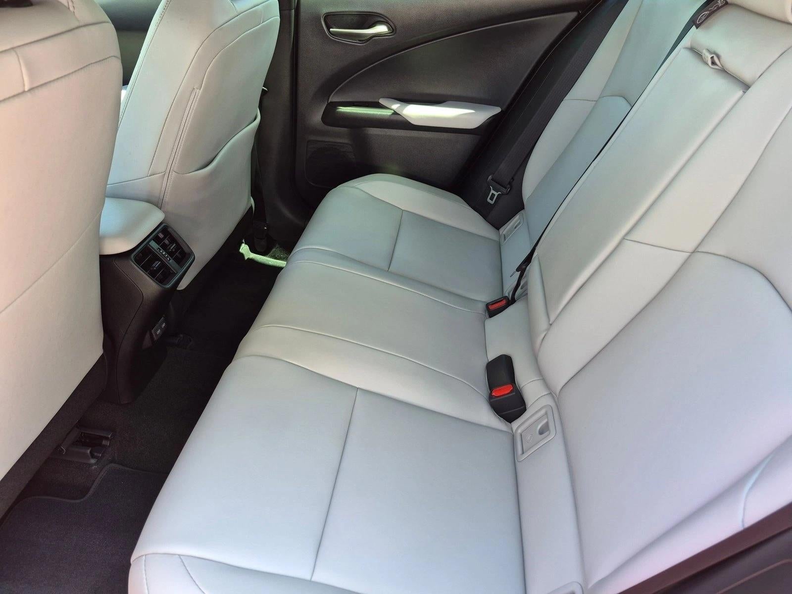 2025 Lexus UX 300h Premium FWD