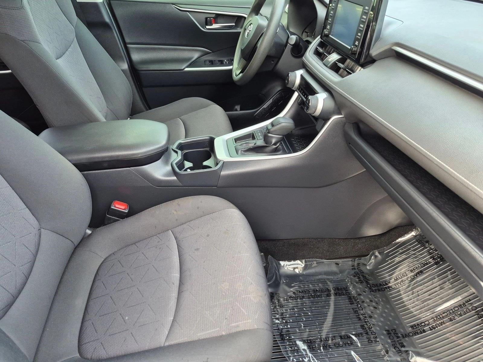 2019 Toyota RAV4 XLE FWD (GS)