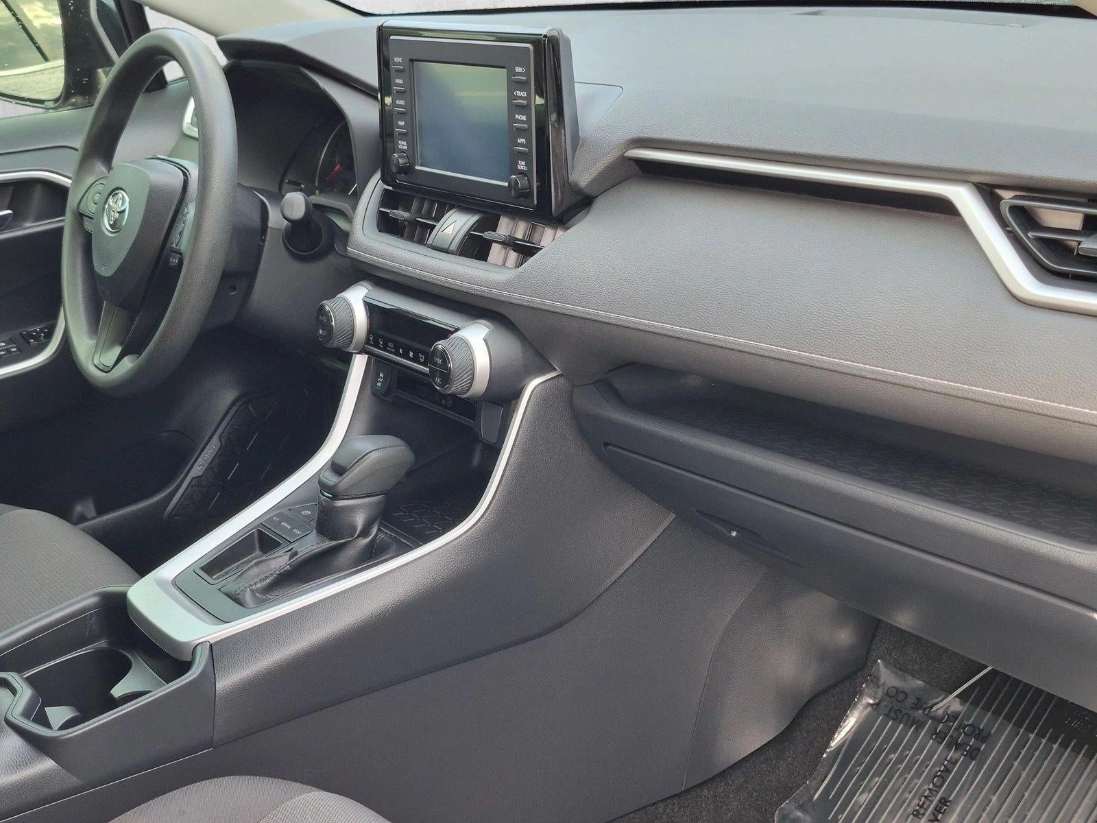 2019 Toyota RAV4 XLE FWD (GS)