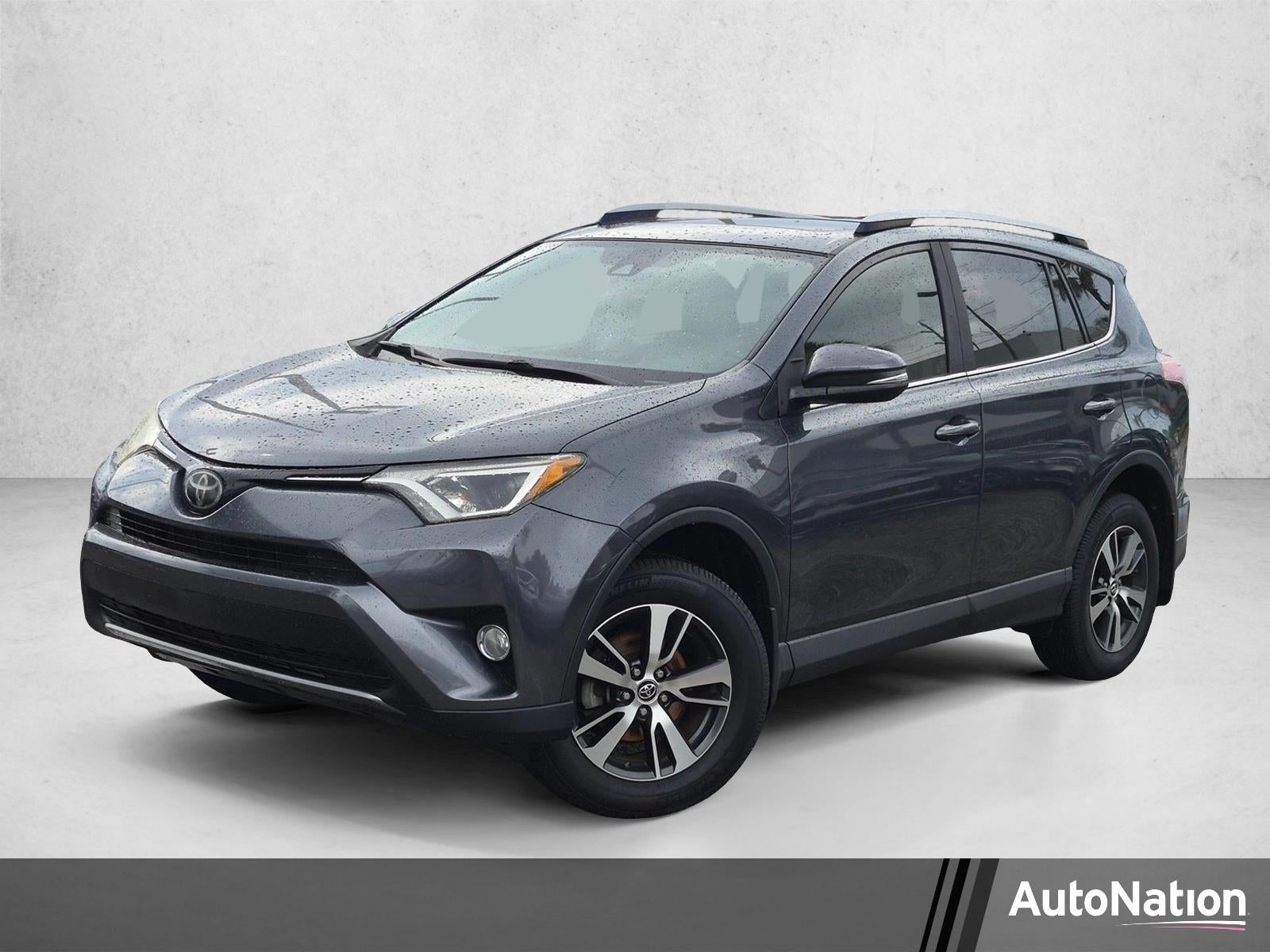 2018 Toyota RAV4 XLE FWD (GS)
