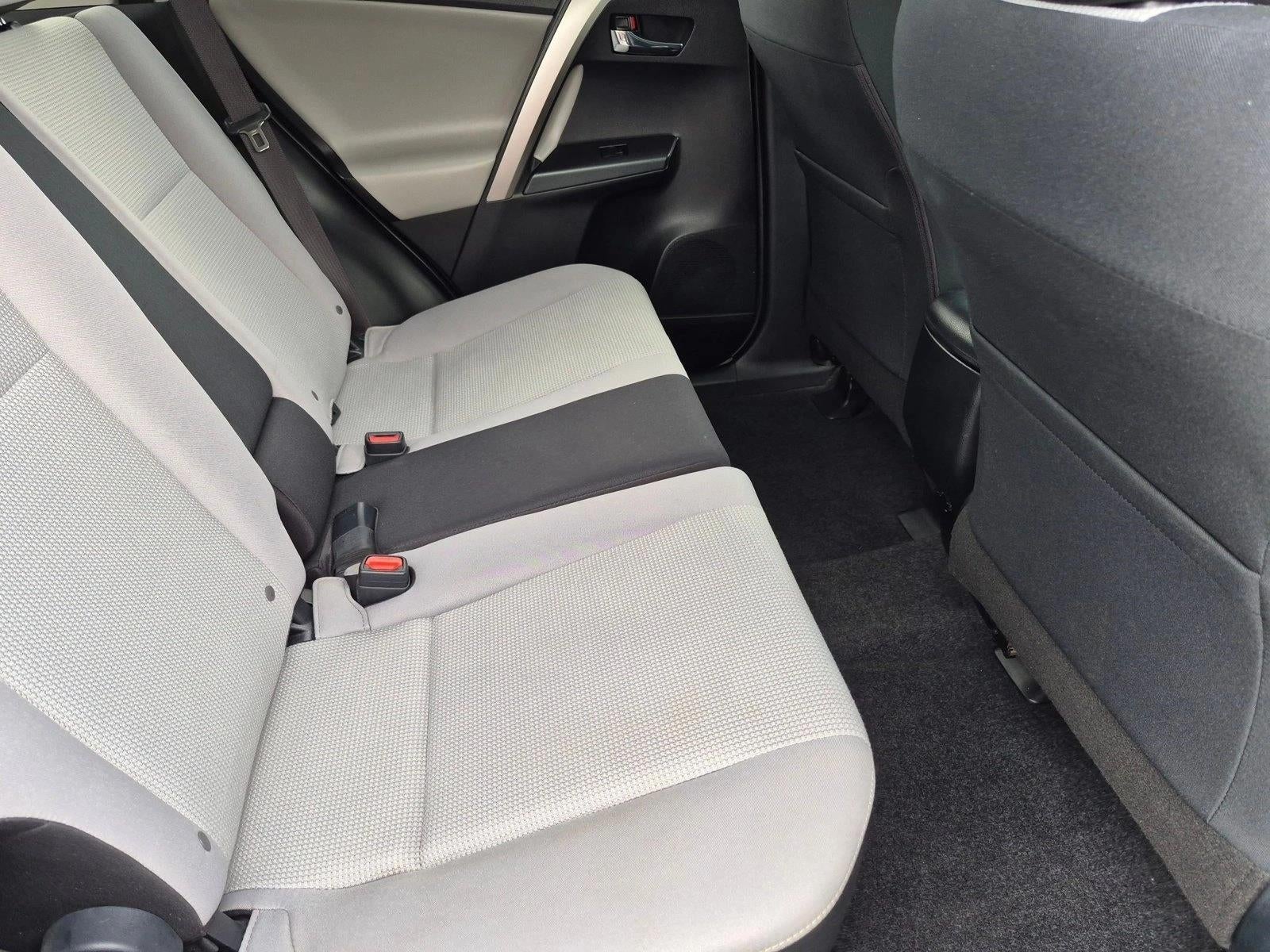 2018 Toyota RAV4 XLE FWD (GS)