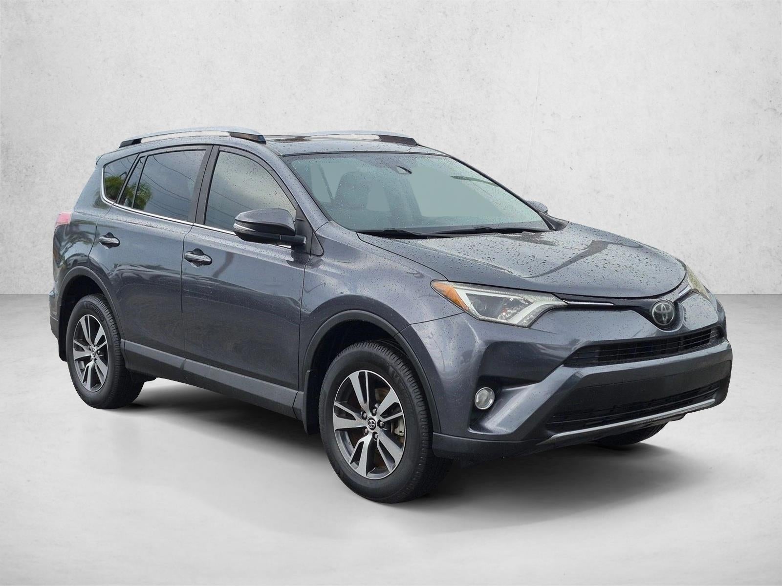 2018 Toyota RAV4 XLE FWD (GS)