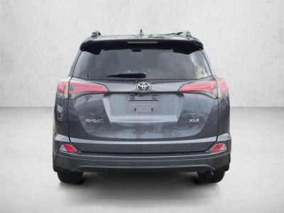 2018 Toyota RAV4 XLE FWD (GS)