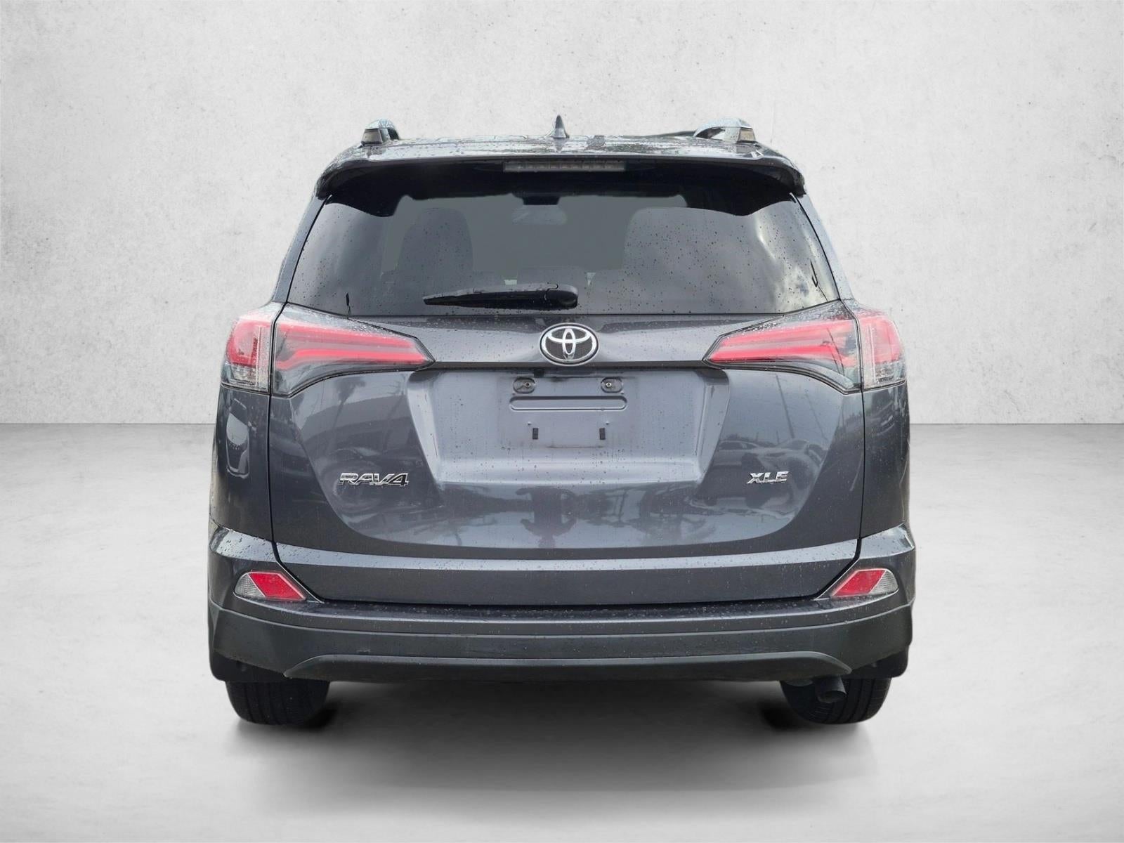 2018 Toyota RAV4 XLE FWD (GS)