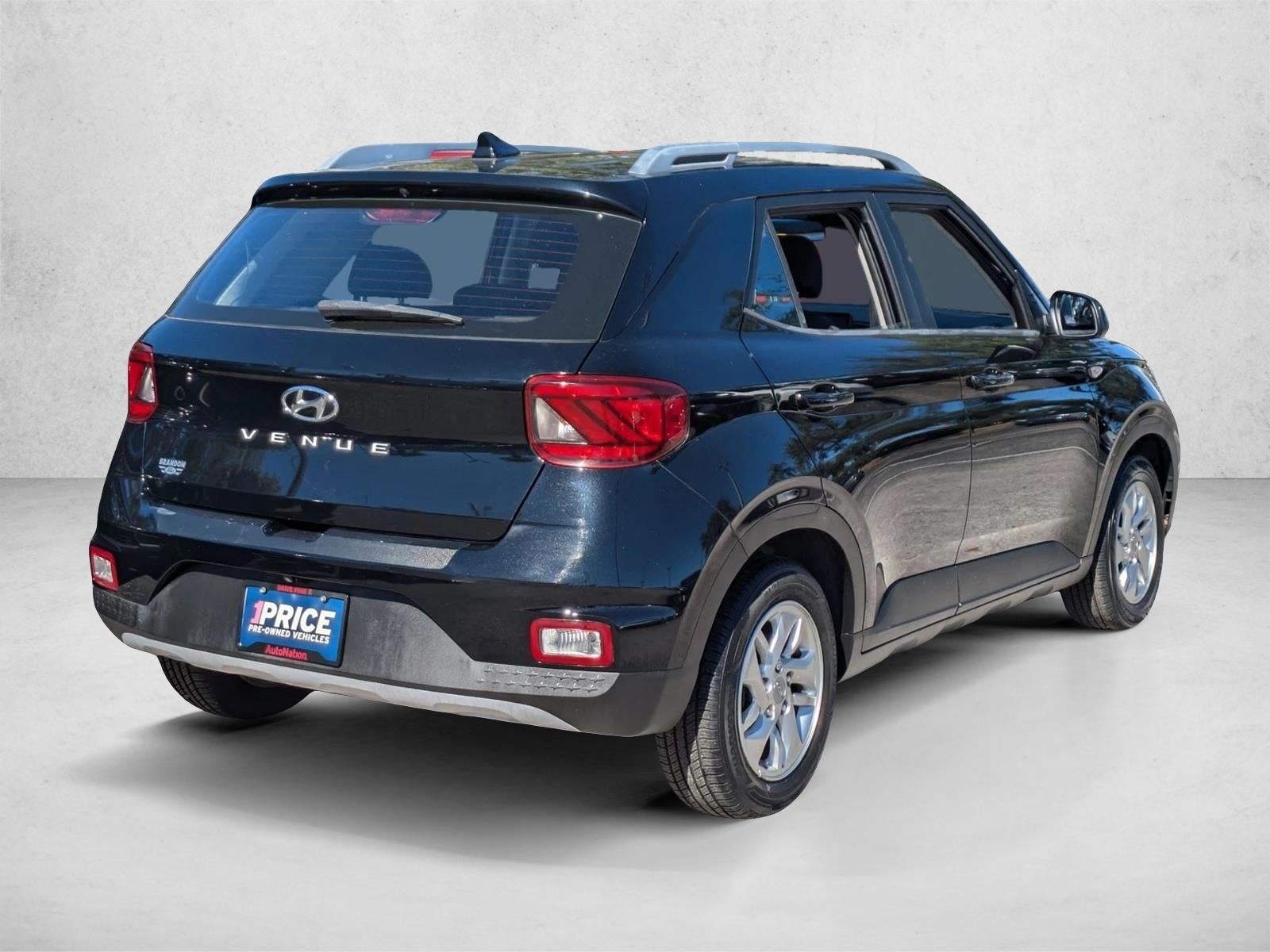 2020 Hyundai VENUE SEL IVT