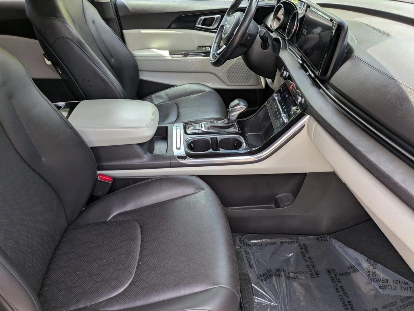 2023 Kia Carnival EX FWD
