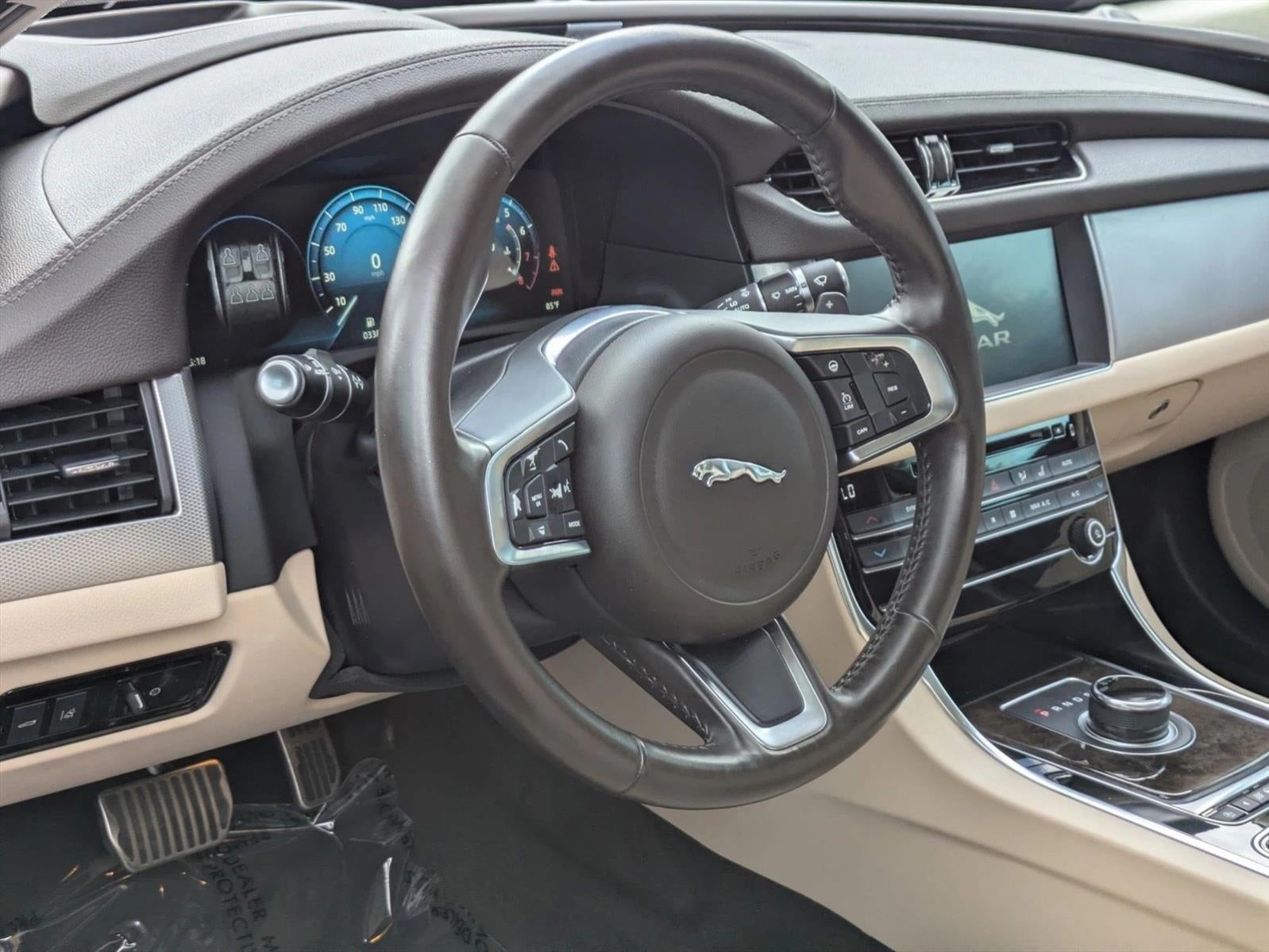 2019 Jaguar XF Sedan 25t Prestige RWD