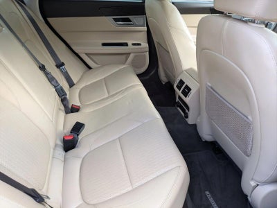 2019 Jaguar XF Sedan 25t Prestige RWD