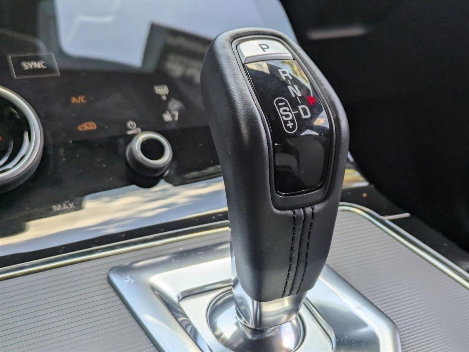 2023 Land Rover Range Rover Evoque R-Dynamic SE AWD