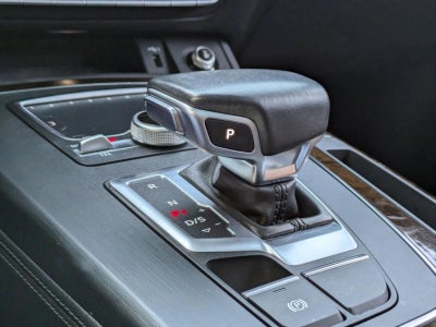 2019 Audi Q5 Premium Plus 45 TFSI quattro