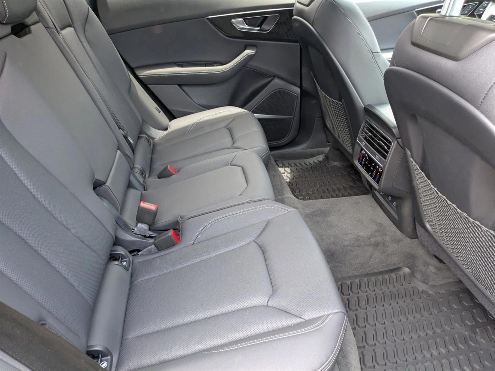 2025 Audi Q8 Premium Plus 55 TFSI quattro