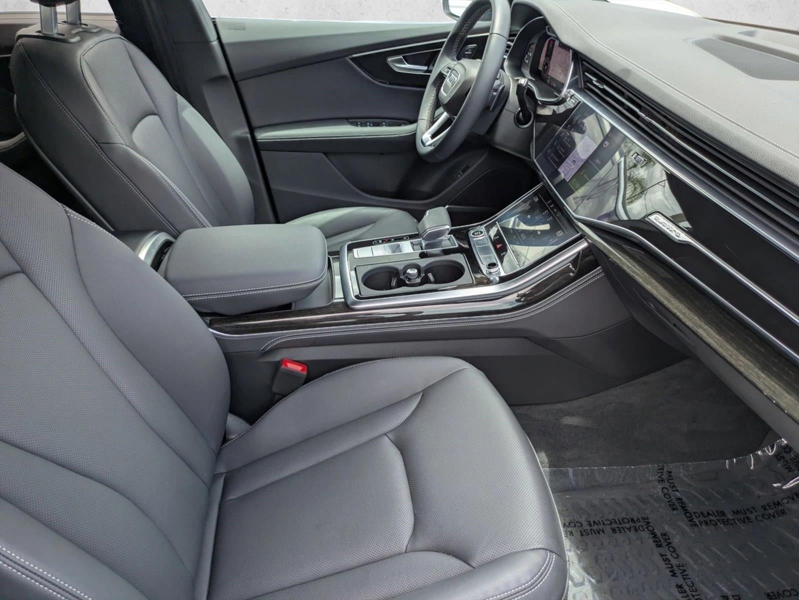 2025 Audi Q8 Premium Plus 55 TFSI quattro