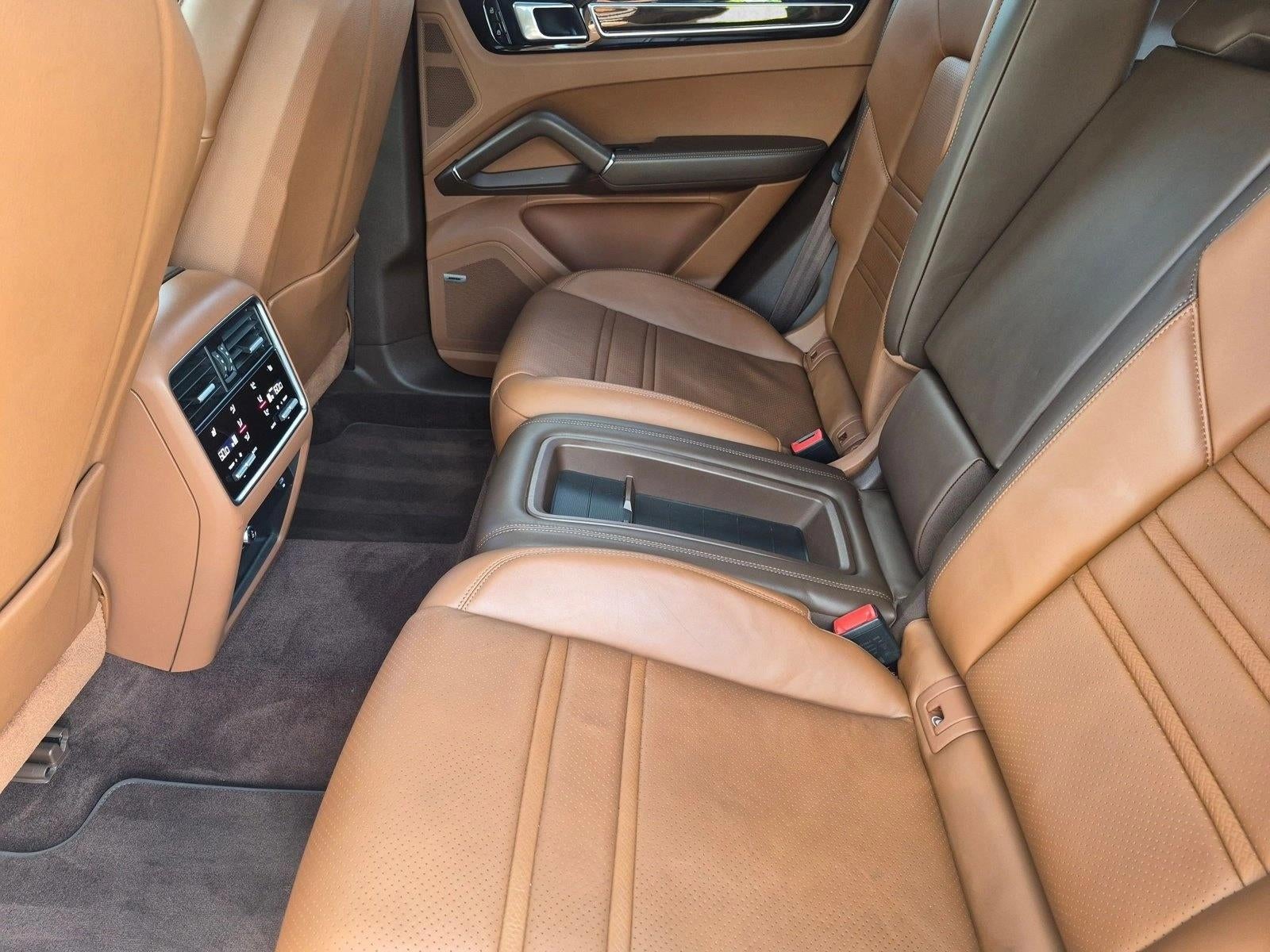 2021 Porsche Cayenne GTS Coupe AWD