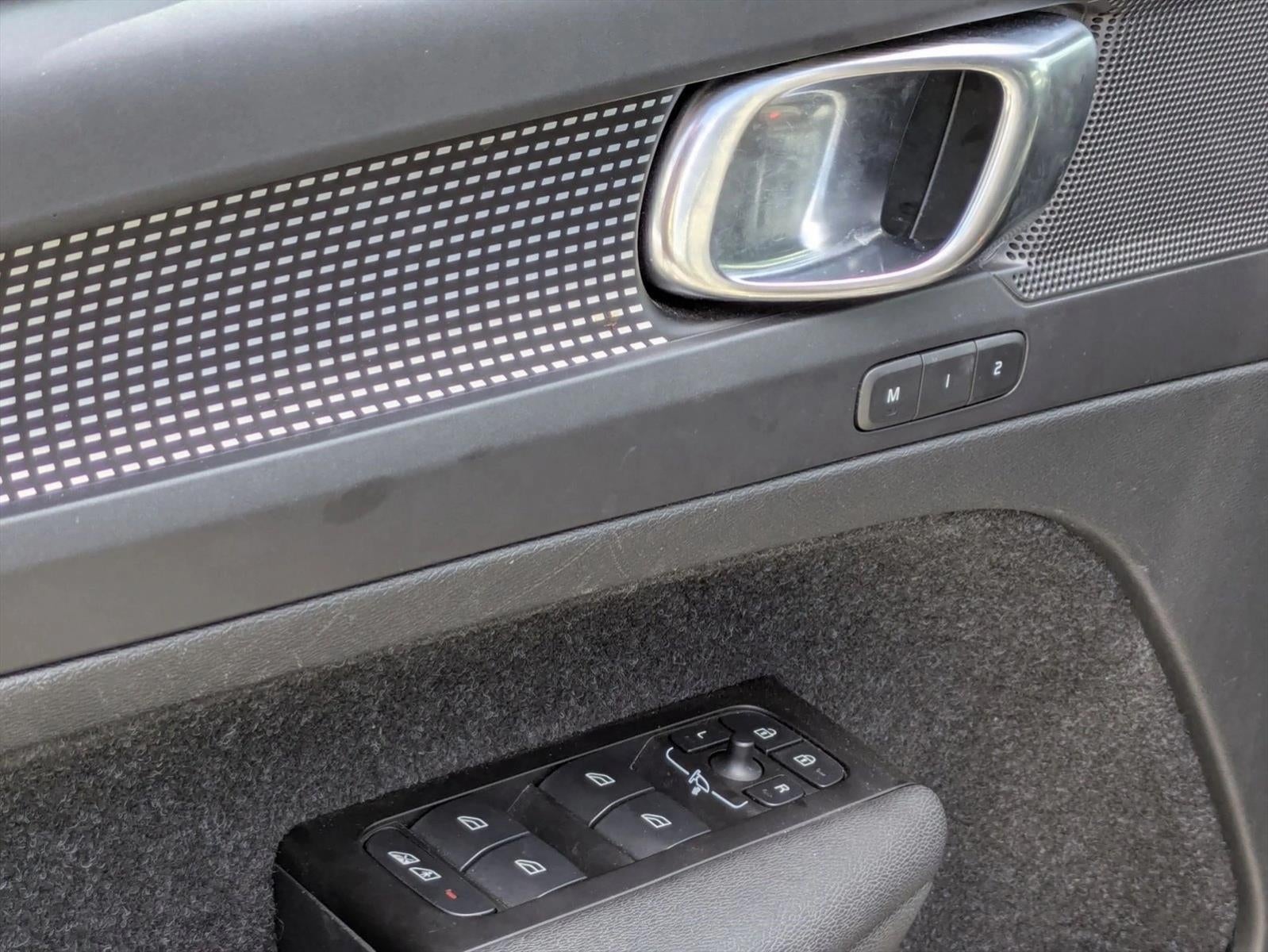 2021 Volvo XC40 Recharge P8 eAWD Pure Electric