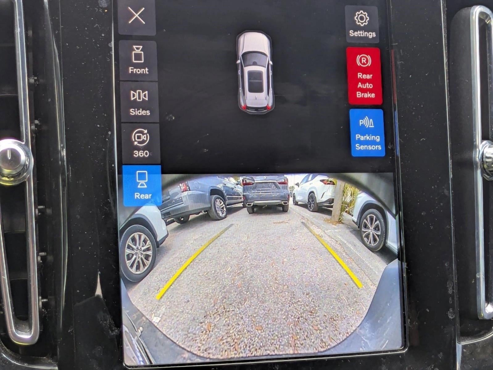 2021 Volvo XC40 Recharge P8 eAWD Pure Electric