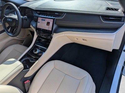 2023 Jeep Grand Cherokee L Limited 4x2