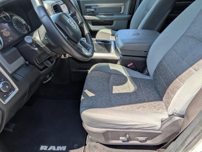 2016 RAM 1500 2WD Crew Cab 5.7 Ft Box Lone Star