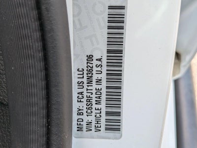 2022 RAM 1500 Laramie 4x4 Crew Cab 5'7" Box