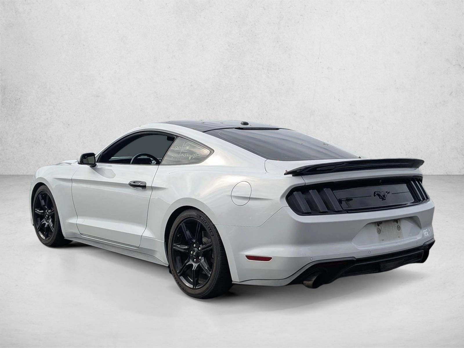 2020 Ford Mustang EcoBoost Fastback