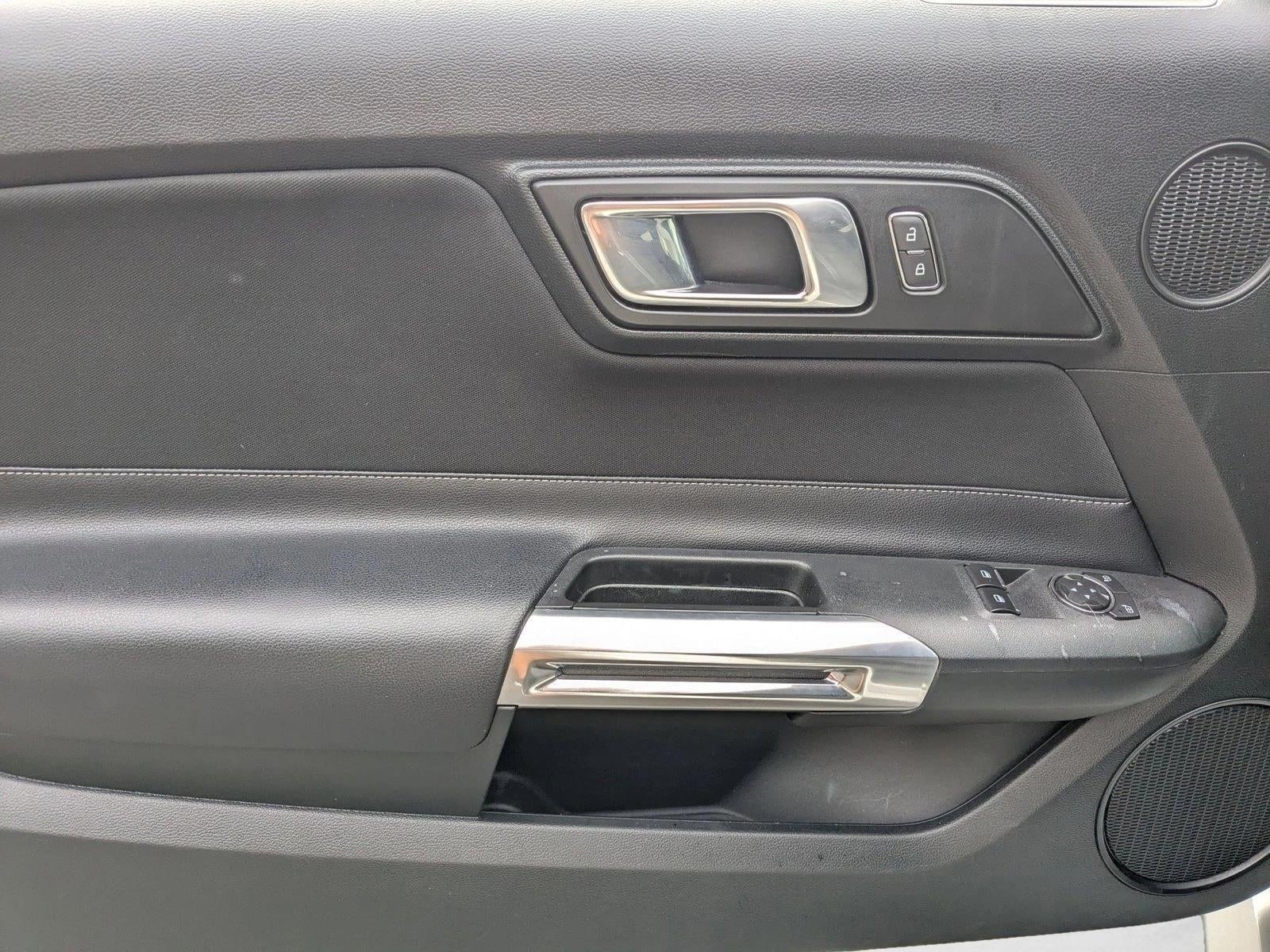 2020 Ford Mustang EcoBoost Fastback