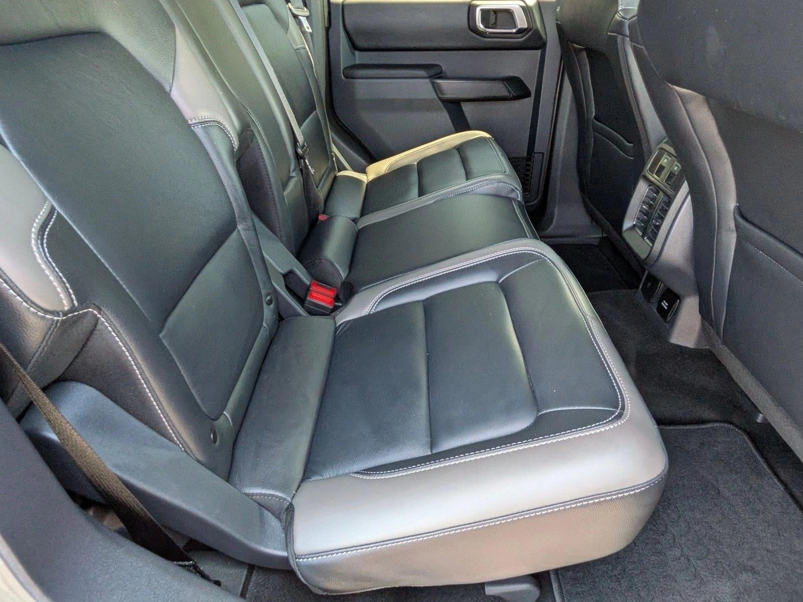 2025 Ford Bronco Outer Banks 4 Door 4x4