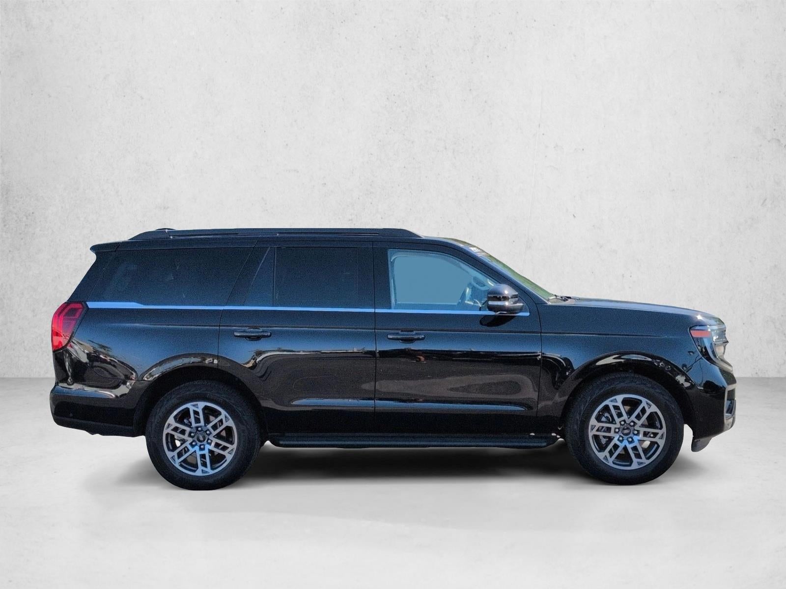 2025 Ford Expedition Active 4x4