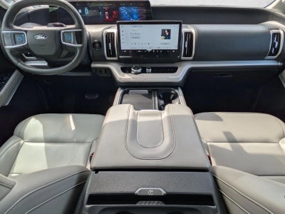 2025 Ford Expedition Active 4x4