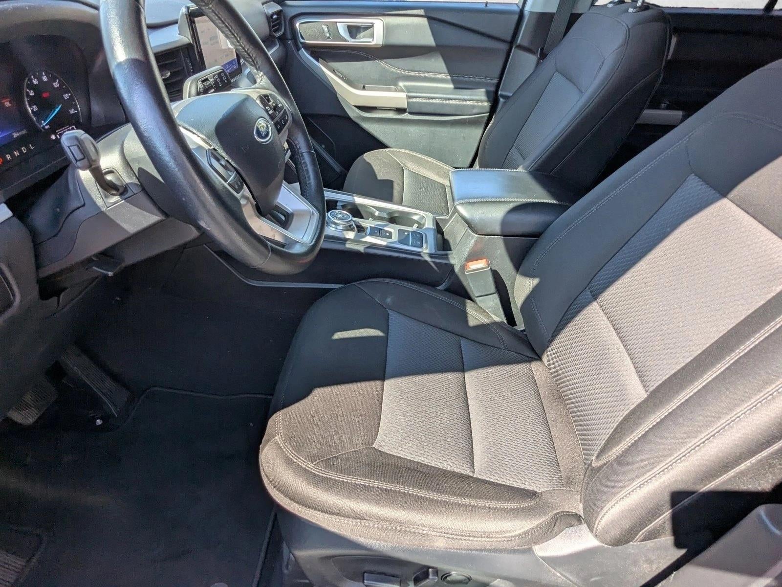 2023 Ford Explorer XLT RWD