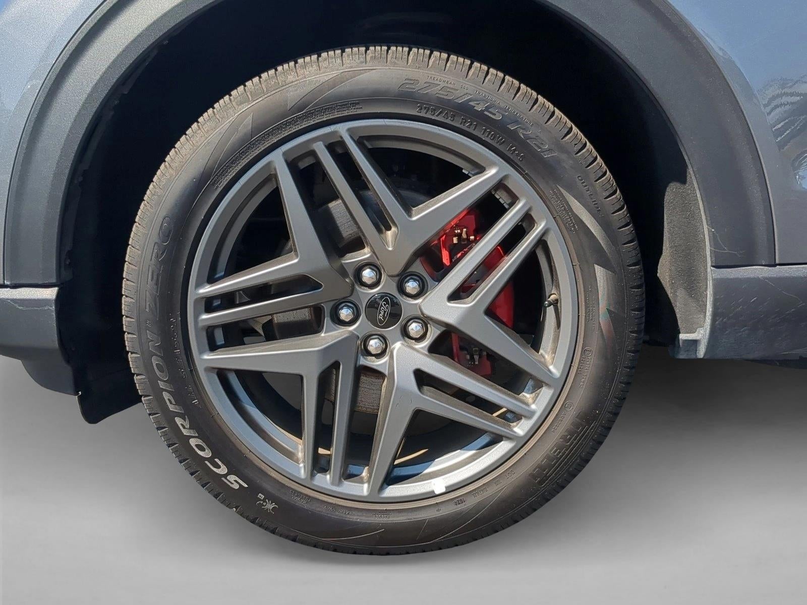 2025 Ford Explorer ST-Line 4WD