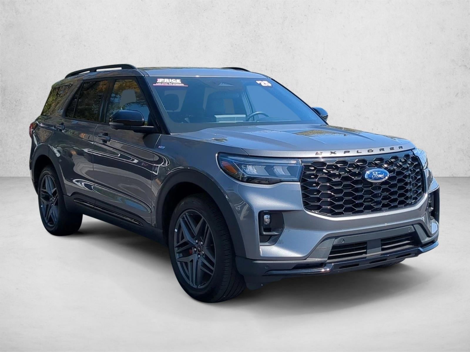 2025 Ford Explorer ST-Line 4WD