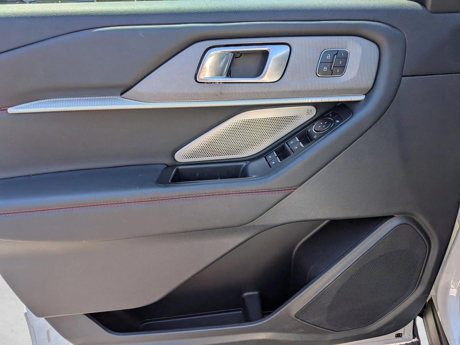 2025 Ford Explorer ST RWD