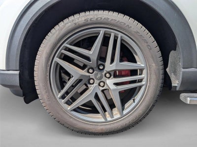 2025 Ford Explorer ST RWD
