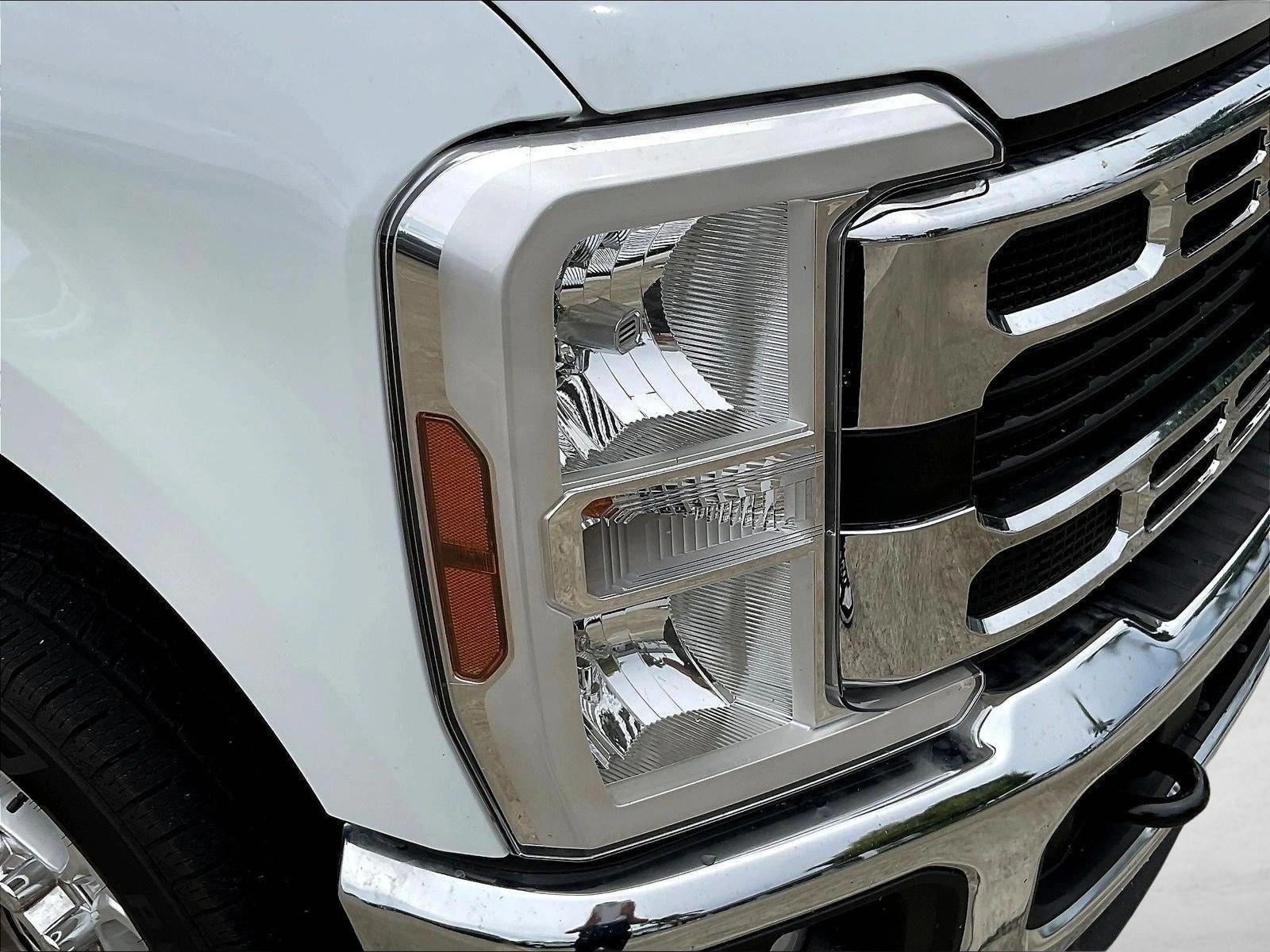 2026 Ford Super Duty F-250 SRW XLT 4WD Crew Cab 6.75' Box