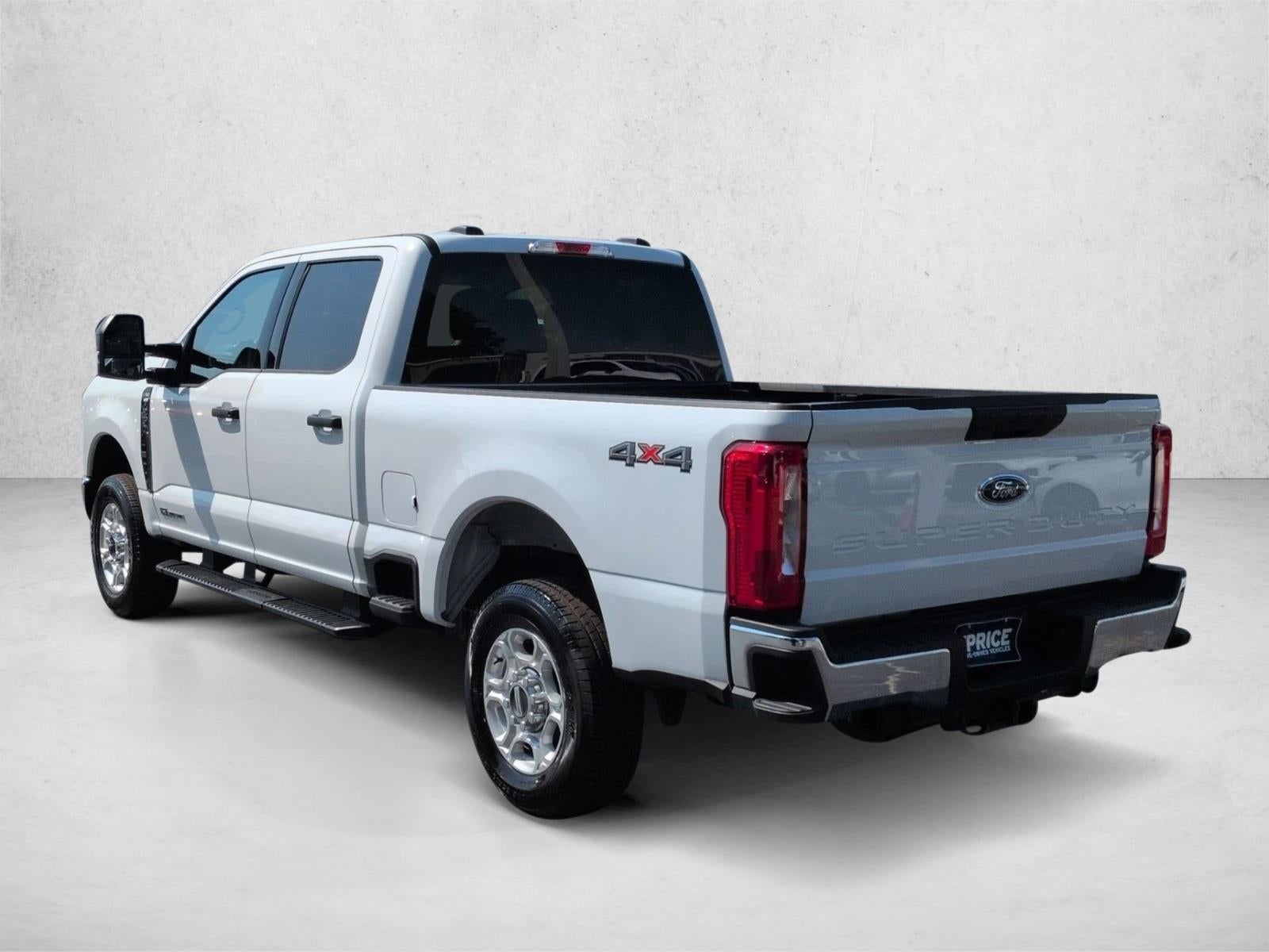 2026 Ford Super Duty F-250 SRW XLT 4WD Crew Cab 6.75' Box