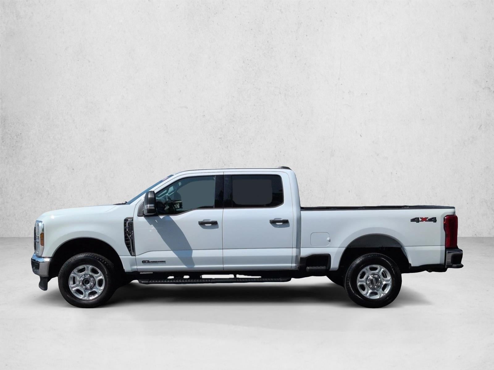 2026 Ford Super Duty F-250 SRW XLT 4WD Crew Cab 6.75' Box