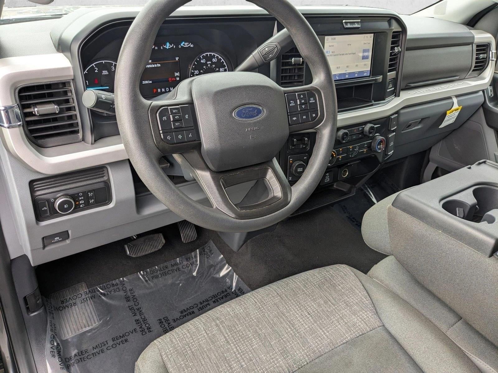 2025 Ford Super Duty F-250 SRW XLT 4WD Crew Cab 6.75' Box